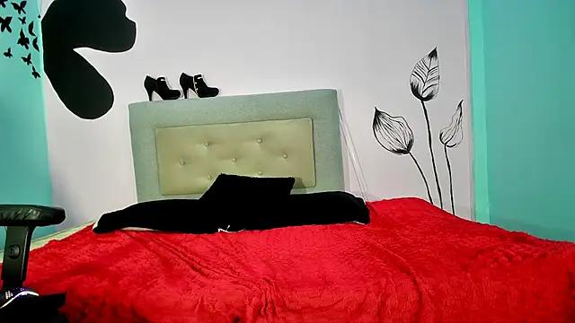 Adara_Ro webcam