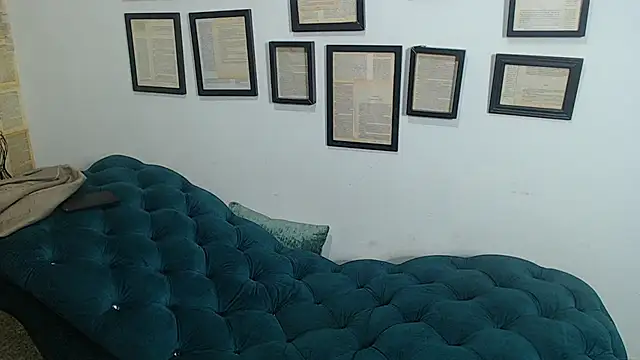Moon_Secretsecreetdeeser webcam