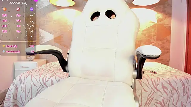 LalilaBrunettee webcam