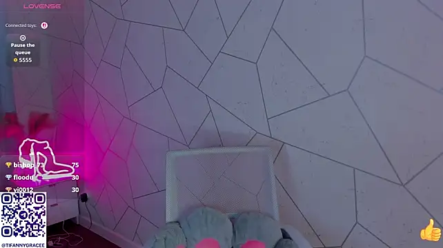 Tiffany-Grace webcam