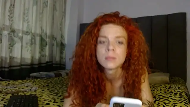 saara_johnson496 webcam