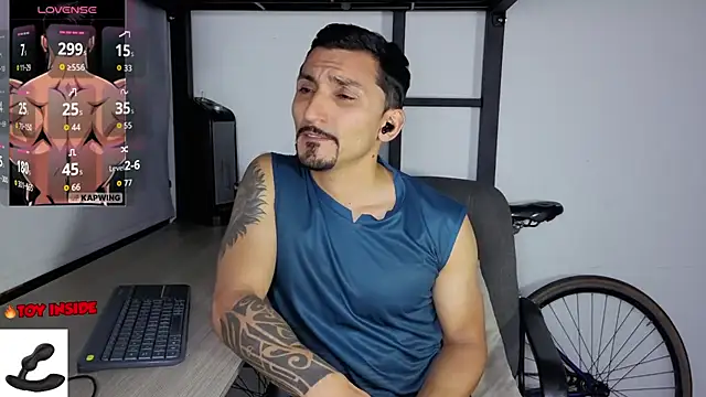 Marck_Muscle в эфире на Stripchat