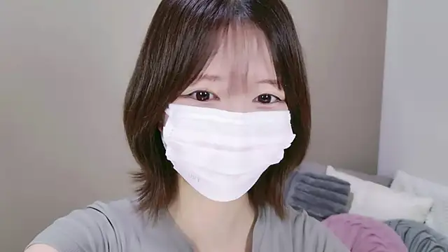 TsukasaSakai live cam on StripChat