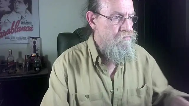 Uncle_Hottie в эфире на Stripchat