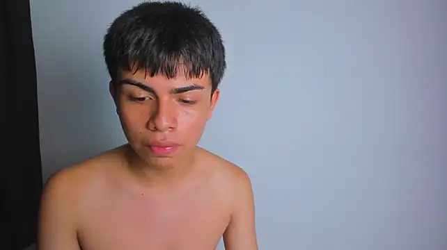 Asher_Young в эфире на Stripchat