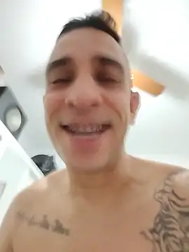 safadogozador1234 live sex cam