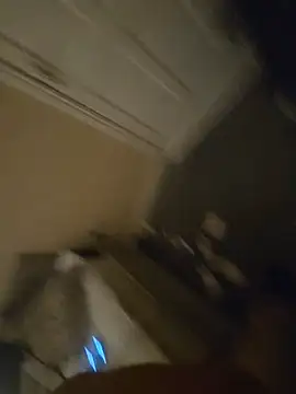 SingingTrunks live cam on StripChat