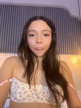 Mia_honey3
