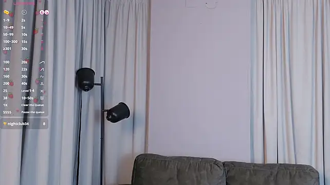 xdaniruiz live cam on StripChat
