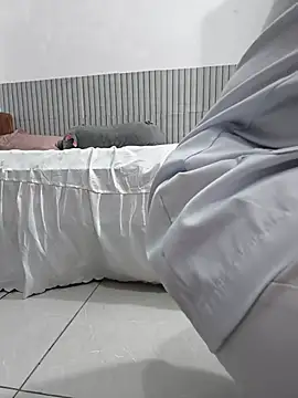 Ariana-Vy webcam