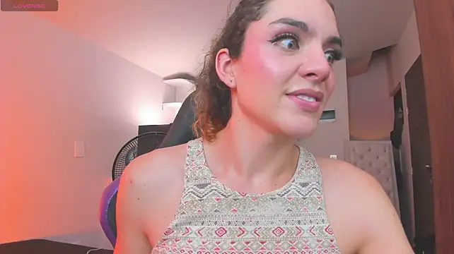 mariiahneedles