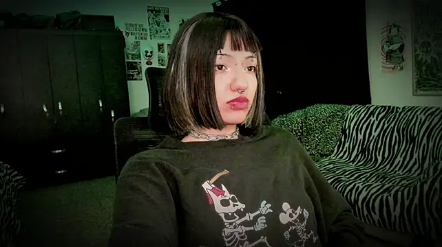 roxy_toxic