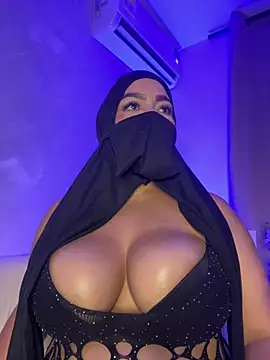 thaira_aly webcam