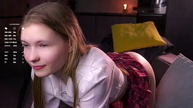 LynHillaire
