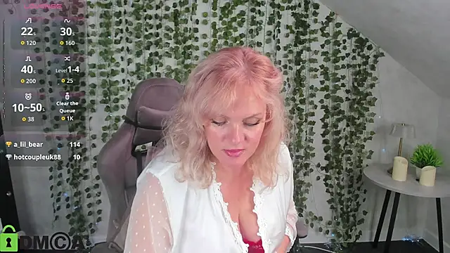 Victoria_Nelson