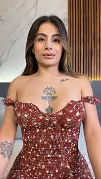 Amara_Velvet_