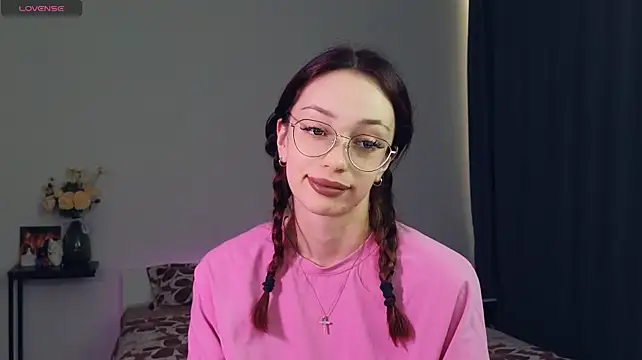 AyeHoney webcam