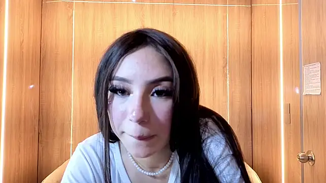 minina_r_ webcam