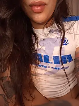 Model: valeriahornier
