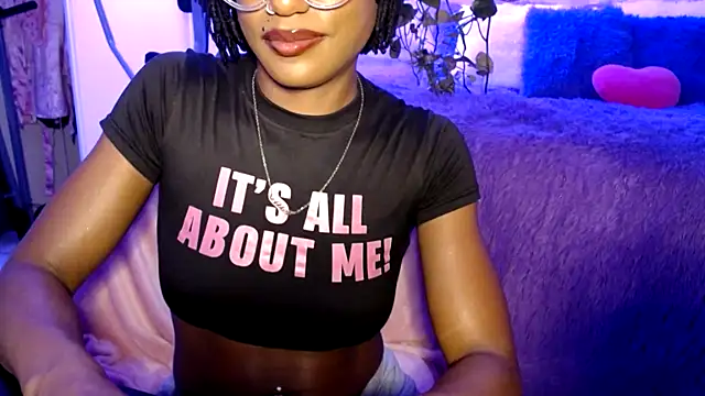 CocoSage live cam on StripChat