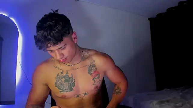 Dominic_Biker__ live sex cam