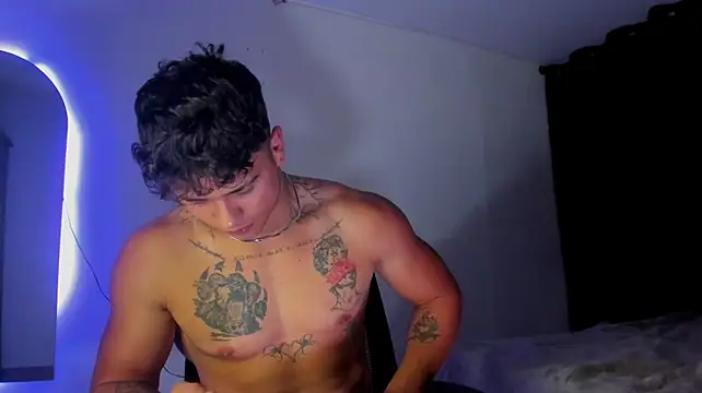 Dominic_Biker__ live sex cam