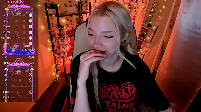 AnyaTaylor_