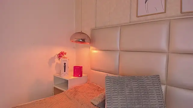 Aily_Yozuko webcam