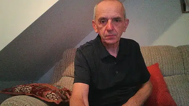 mr_english50 webcam