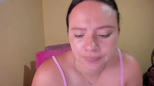 lauraguzman webcam