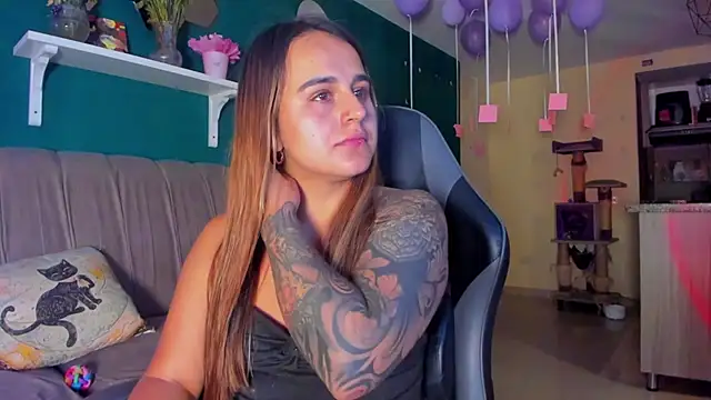 evy_orange1 webcam