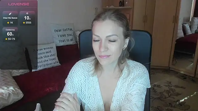 Tiffany_Bates webcam