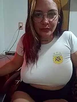 kuramaqueen webcam