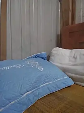 Kiss_love2 webcam