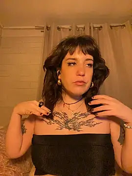 gattasromanxxe webcam
