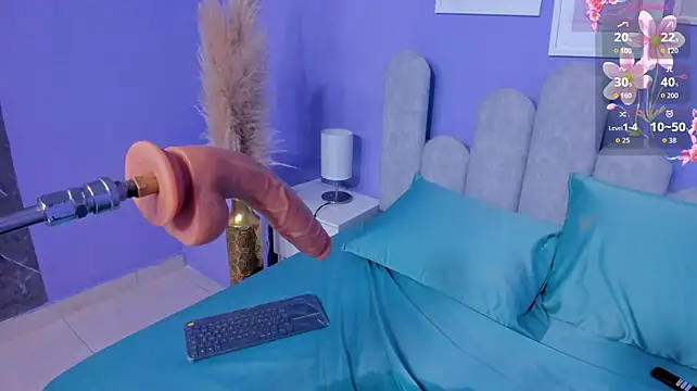 lia_sucker webcam