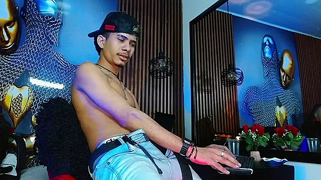 Skinny_cute_Alyer webcam
