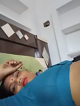Ishani_sharmaa webcam