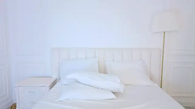 MiaMilfX webcam