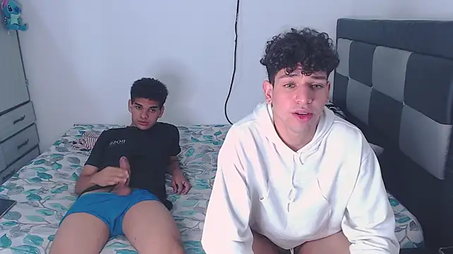 apoloandhansel