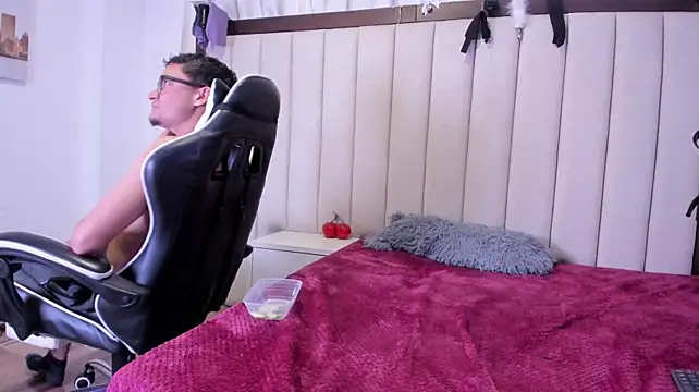 eclipse_sensual webcam