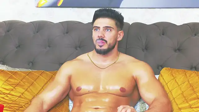 DustinKeent live cam on StripChat