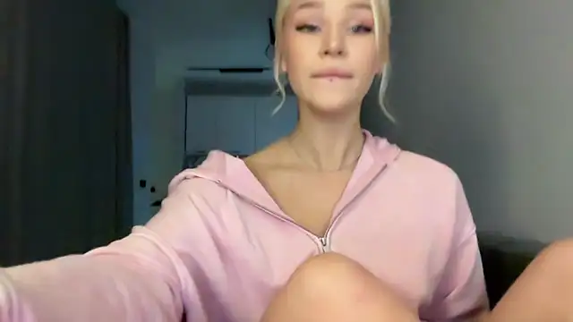 ur_molly webcam