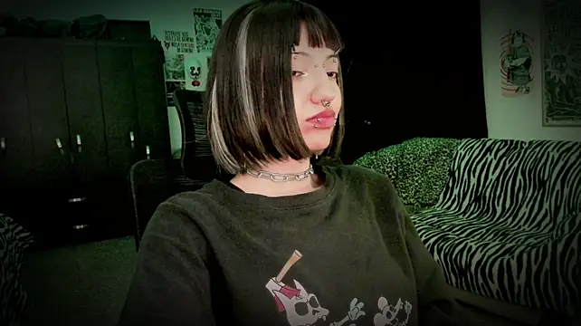 roxy_toxic webcam