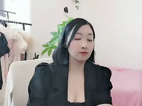 Rachel-6600