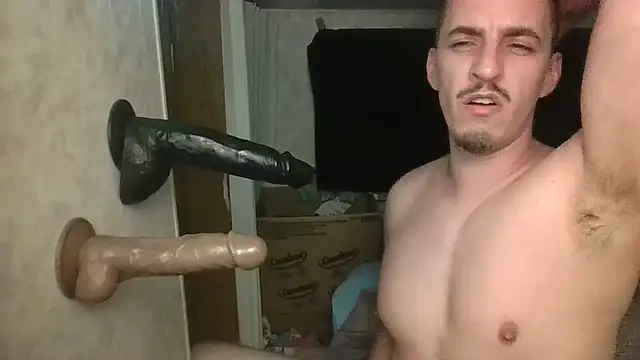 luverrboyy live cam on StripChat