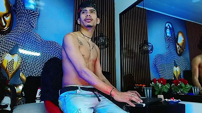 Skinny_cute_Alyer webcam