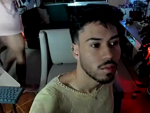 Davesummer_ live cam on StripChat