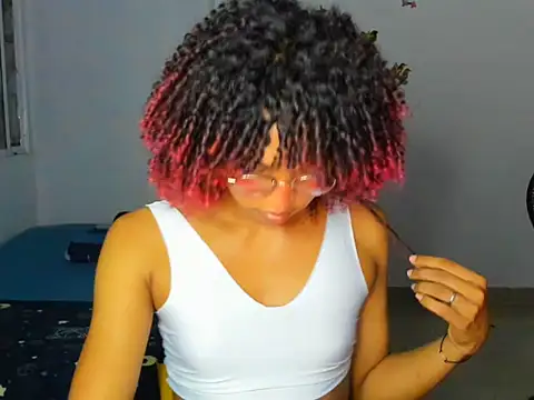 Elianisbigcock webcam