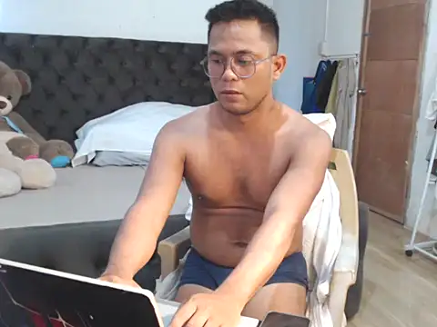 Sensualcharlie webcam